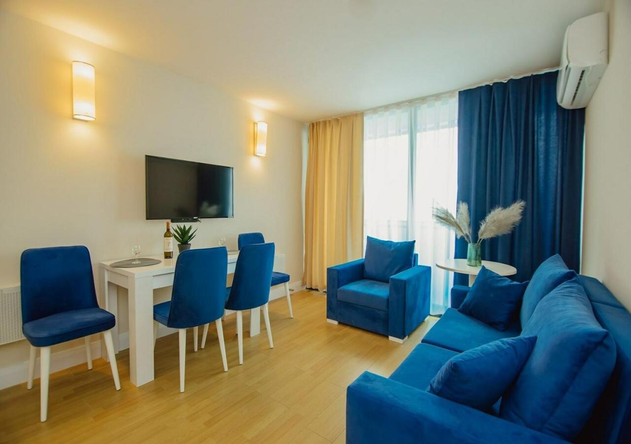 Aparthotel Orbi City Sea View Batumi Exterior photo